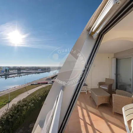 Apartment As9836 - P2 Dans Sur La Avec Belle Vue Sur Le Chenal Et Parking Prive *