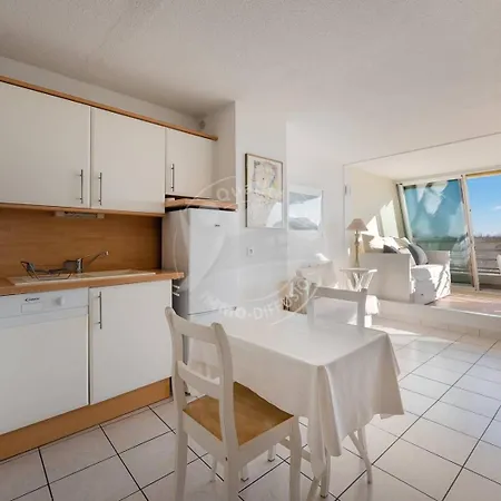 Apartament As9836 - P2 Dans Sur La Avec Belle Vue Sur Le Chenal Et Parking Prive Le Grau-du-Roi